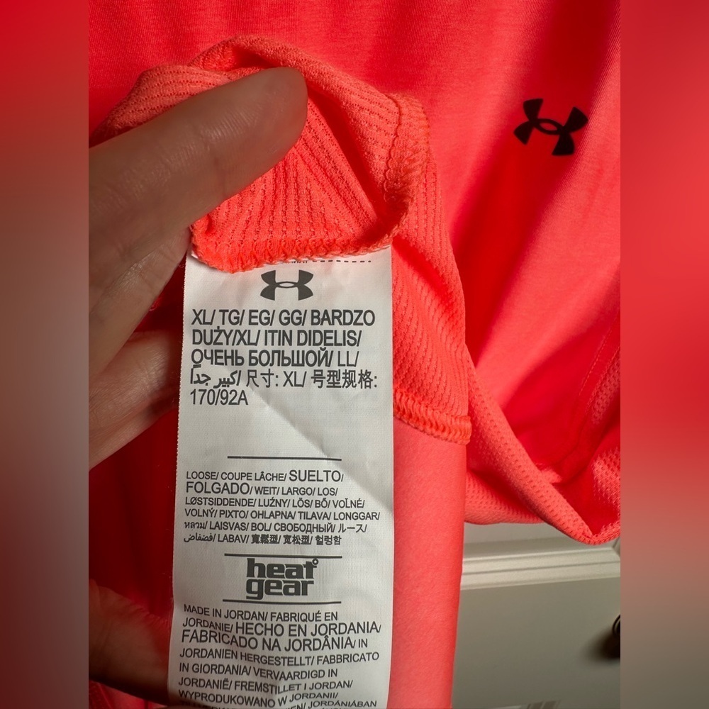 Under Armour Vibrant Coral Short Sleeve Tee - Picture 5 of 5